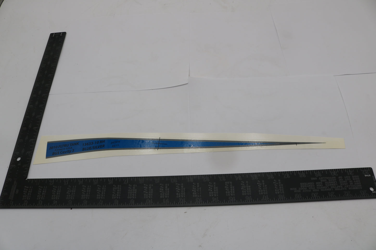 13633-10 NEW OEM 2010 HARLEY-DAVIDSON ROADGLIDE GAS TANK DECAL BLUE/SILVER