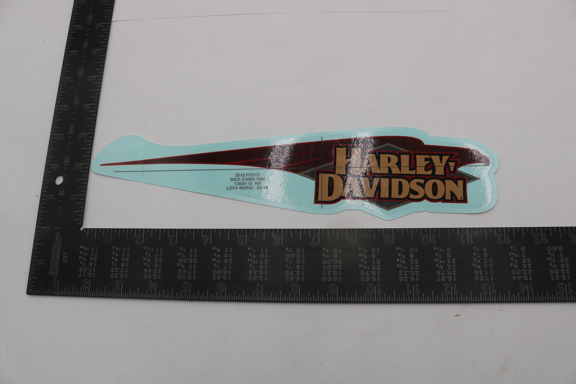 13656-10 NEW OEM HARLEY-DAVIDSON SOFTAIL RIGHT GAS TANK DECAL