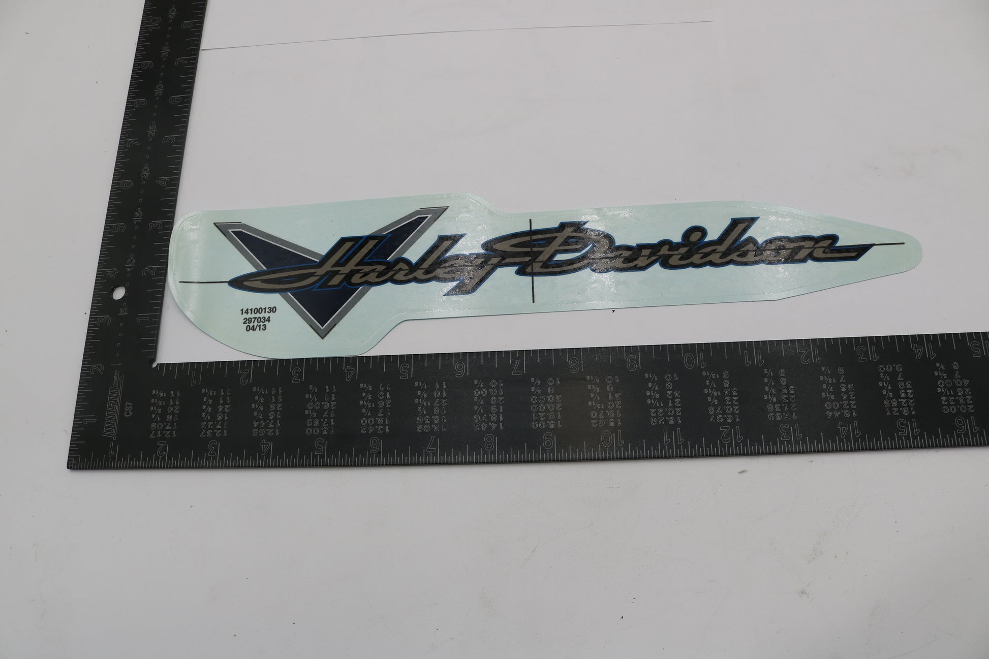 14100130 NEW OEM HARLEY-DAVIDSON ROADKING LEFT GAS TANK DECAL