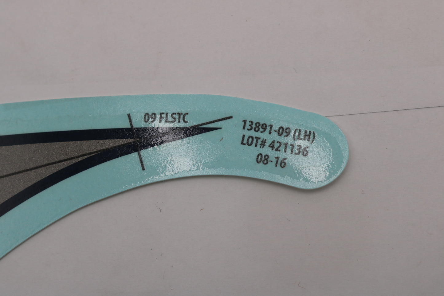 13891-09 NEW OEM 2009 HARLEY-DAVIDSON FLSTC HERITAGE SOFTAIL LEFT GAS TANK DECAL