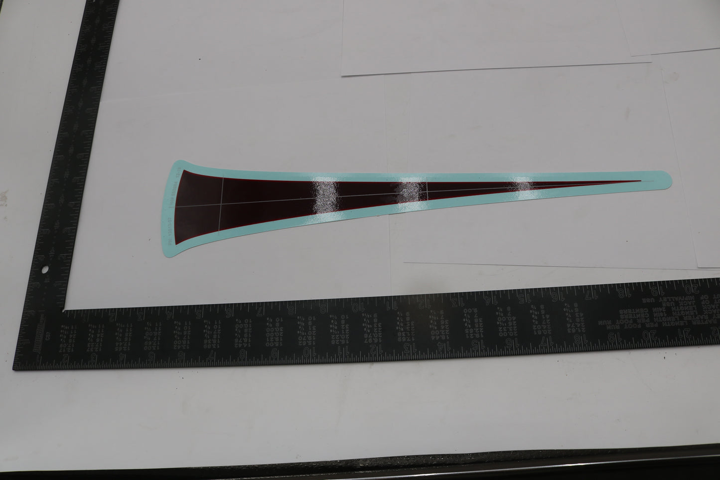13513-07 NEW OEM 2007 HARLEY-DAVIDSON FLSTF SOFTAIL FATBOY FRONT FENDER DECAL BURG/RE