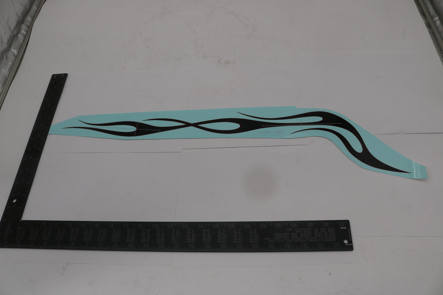 13858-08 NEW OEM 2008 HARLEY-DAVIDSON FXCWC SOFTAIL ROCKER GAS TANK DECAL BRG/PRL RH