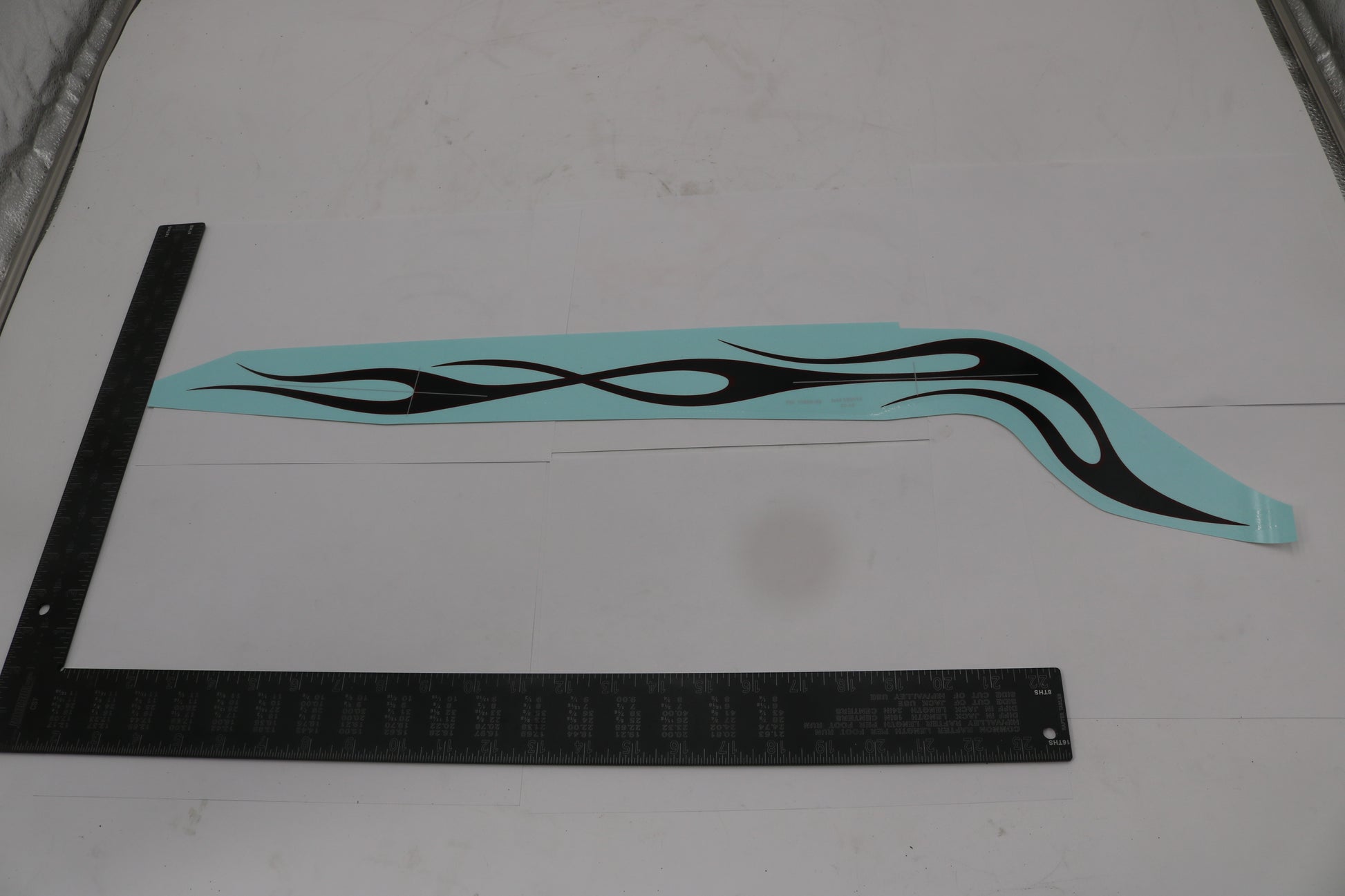 13858-08 NEW OEM 2008 HARLEY-DAVIDSON FXCWC SOFTAIL ROCKER GAS TANK DECAL BRG/PRL RH