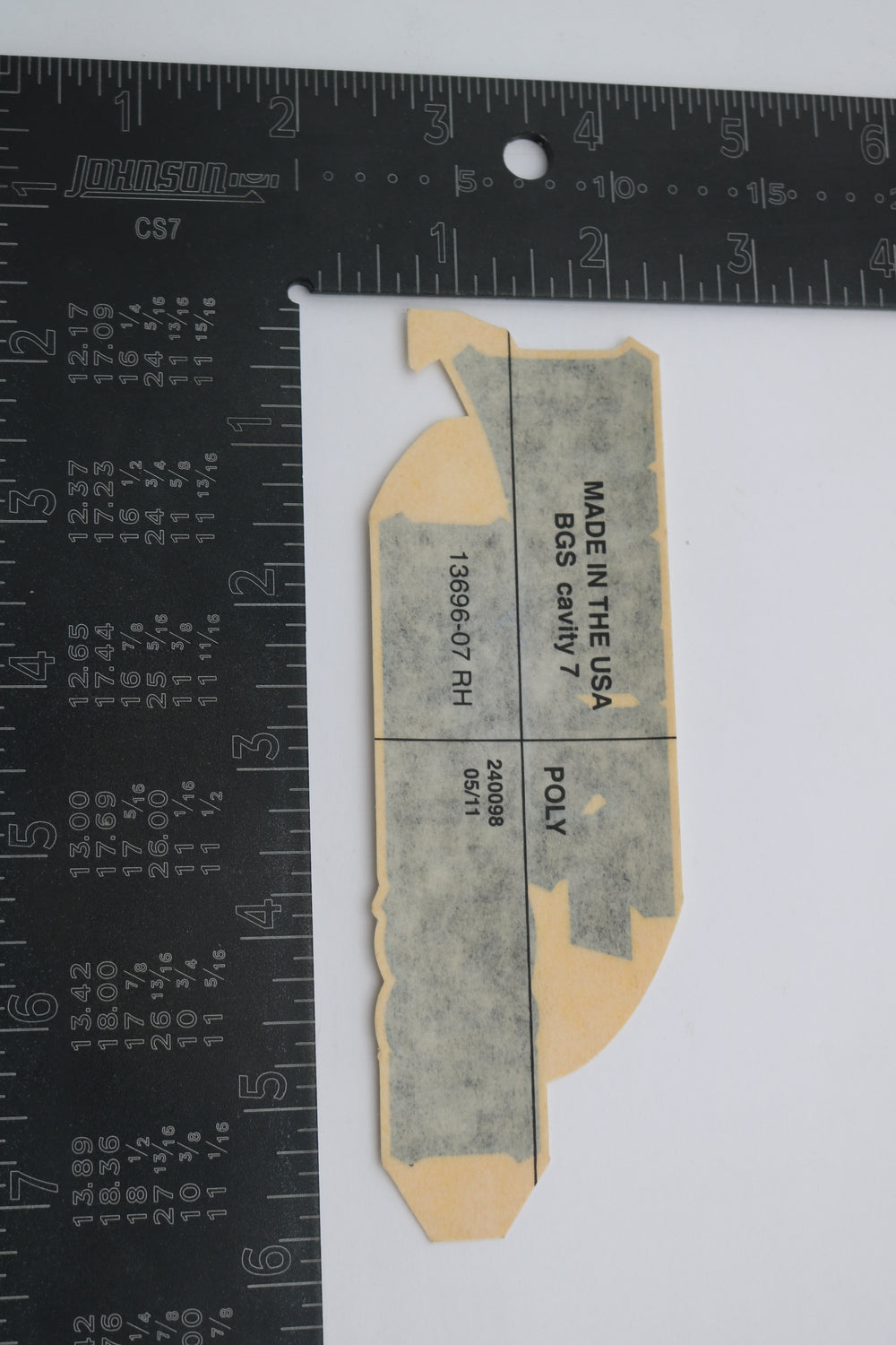 13696-07 NEW OEM HARLEY-DAVIDSON DECAL SOFTAIL DYNA TOURING RIGHT GAS TANK DECAL