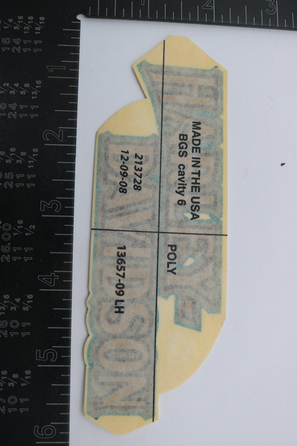 13657-09 NEW OEM HARLEY-DAVIDSON SOFTIAL DYNA TOURING LEFT GAS TANK DECAL