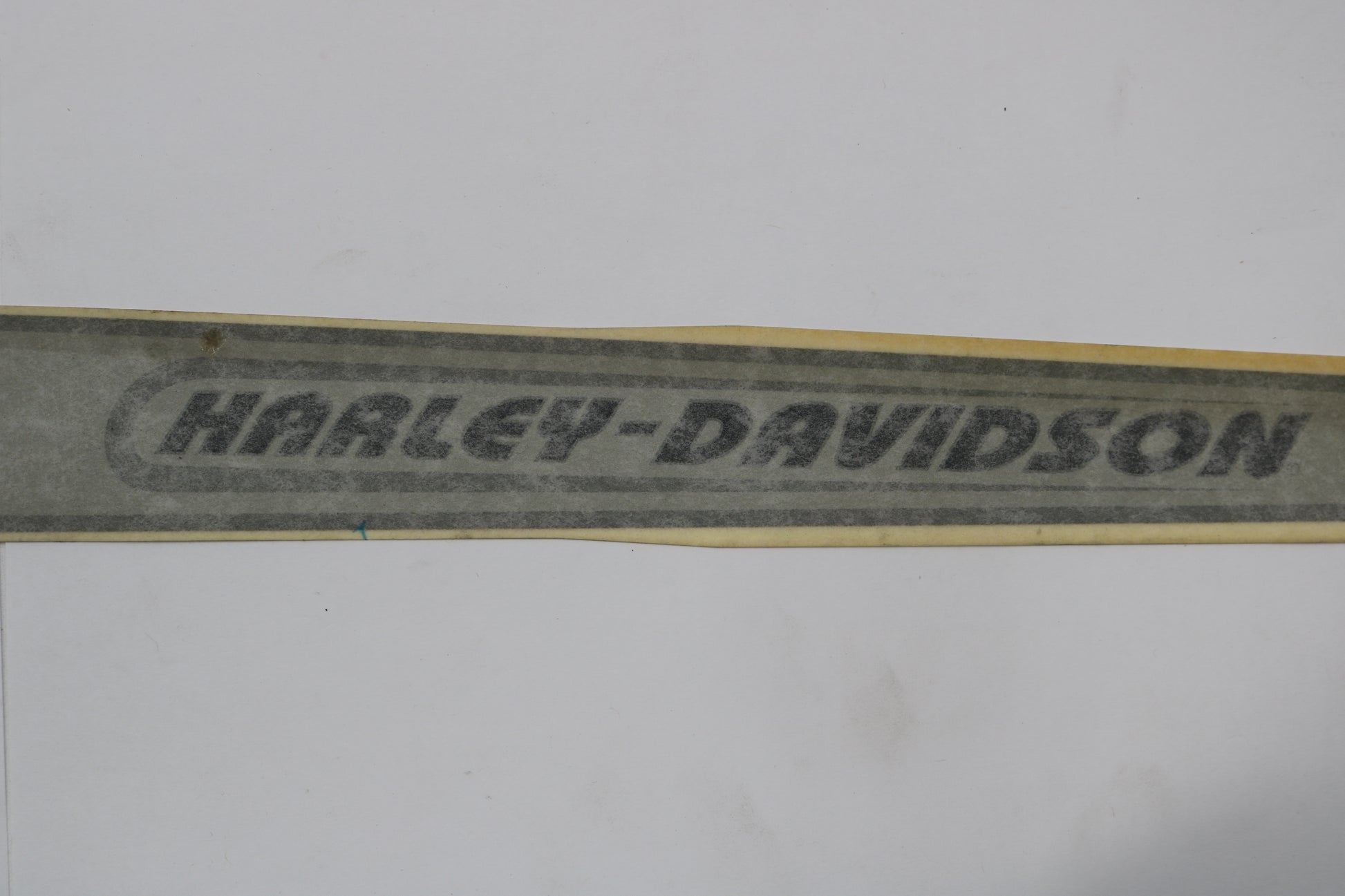 13391-04 NEW OEM HARLEY-DAVIDSON LEFT FUEL TANK DECAL