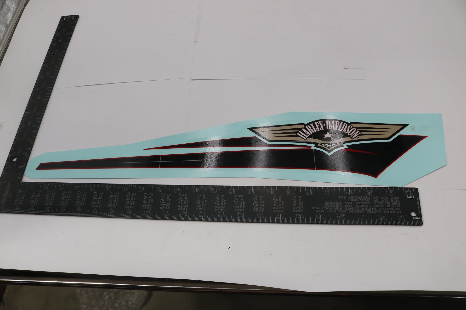 13525-07 NEW OEM 2007 HARLEY-DAVIDSON FLSTF SOFTAIL FATBOY RIGHT FUEL TANK DECAL