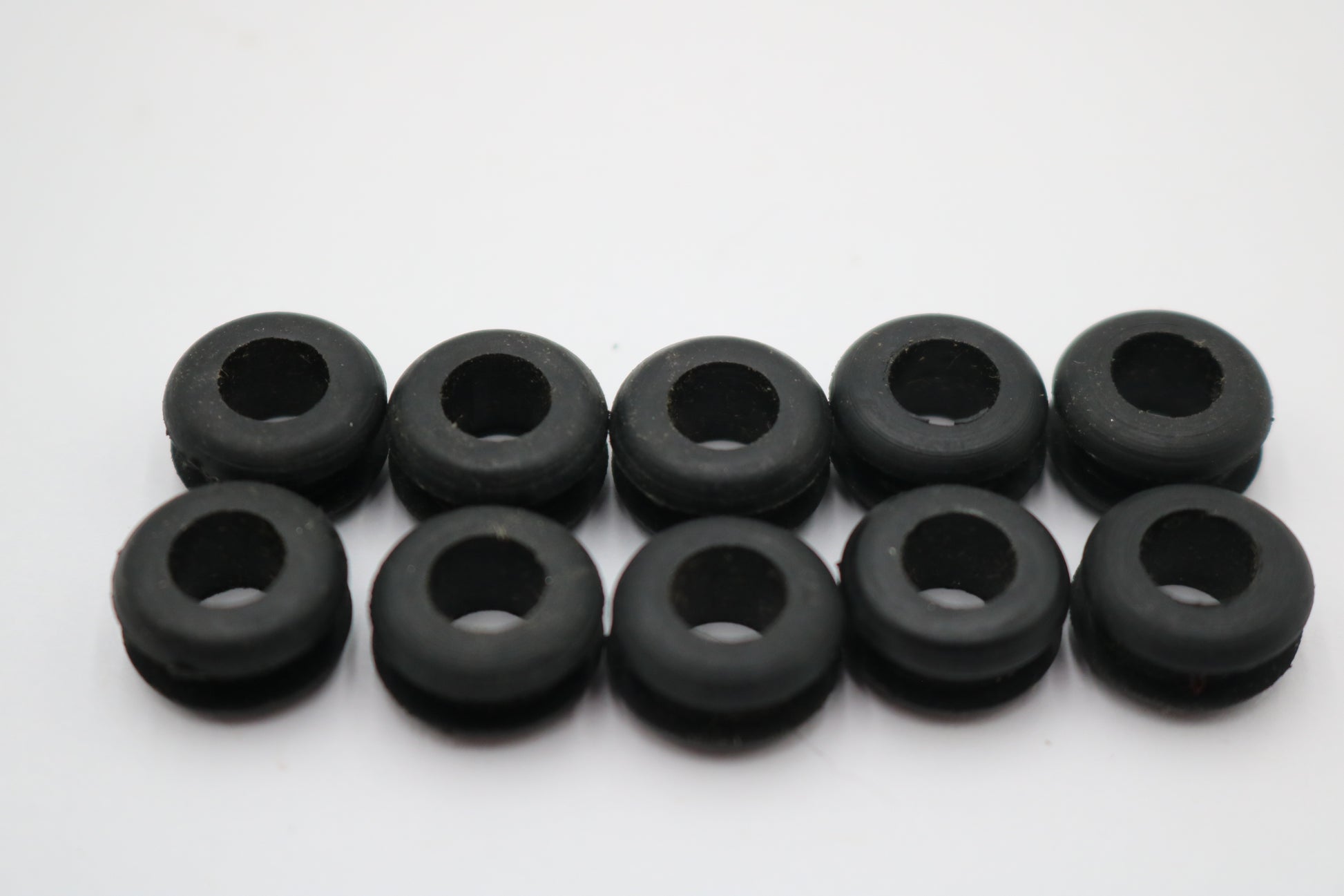 11410 NEW OEM HARLEY-DAVIDSON GROMMET PACK OF TEN (10)
