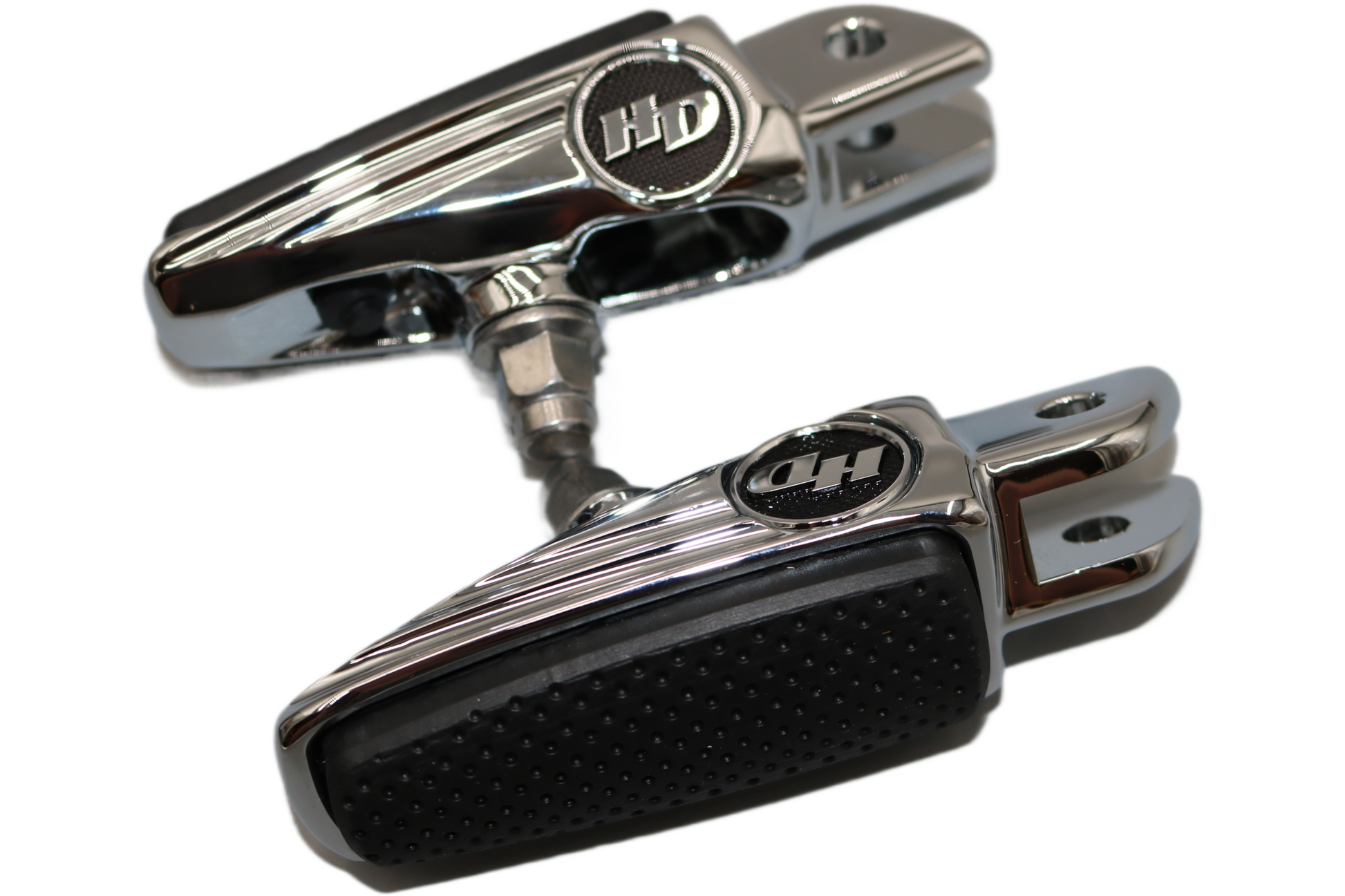 50501008 NEW OEM 2018 AND NEWER HARLEY-DAVIDSON CHROME DEFIANCE RIDER FOOTPEGS