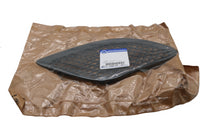 
              68141090AF NEW OEM 2013-2017 DODGE VIPER HOOD SCREEN VENT CENTER RIGHT
            