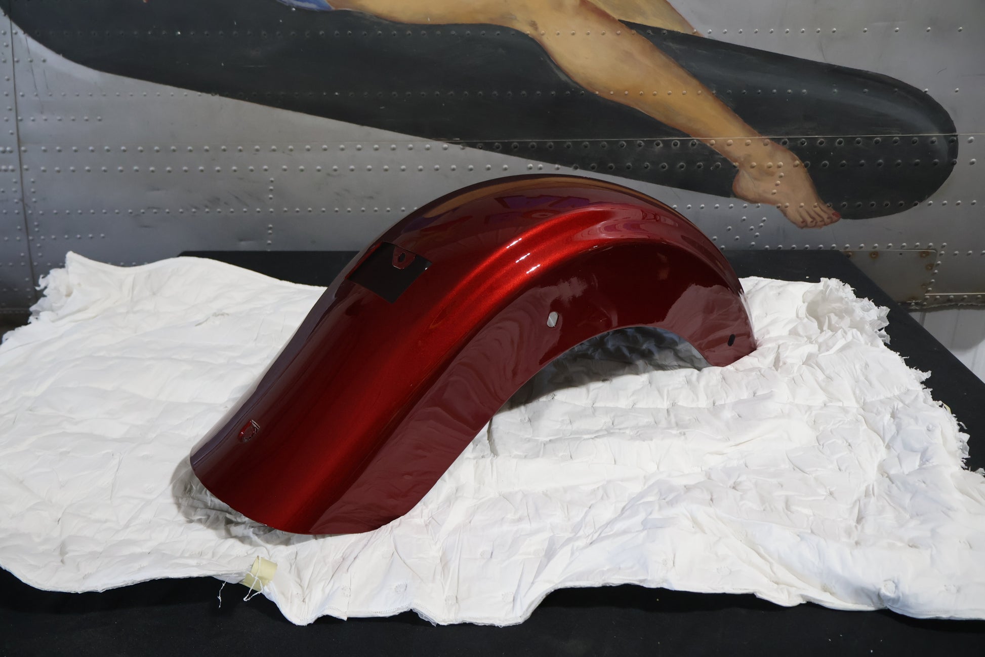 59500369DAA NEW OEM 2016 HARLEY-DAVIDSON FLTRUSE CVO RUBY RED REAR FENDER