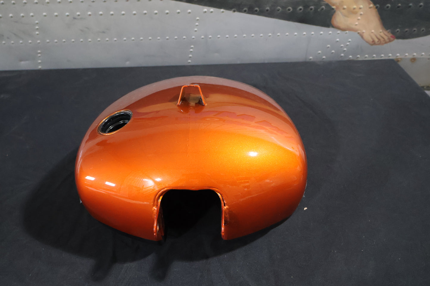 61000619ELF NEW OEM 2019 HARLEY-DAVIDSON FXFBS FATBOB FUEL TANK SCORCHED ORANGE