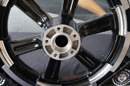 43300587 NEW OEM 2018-2024 HARLEY-DAVIDSON FXFB/S FATBOB ANNIHILATOR FRONT WHEEL