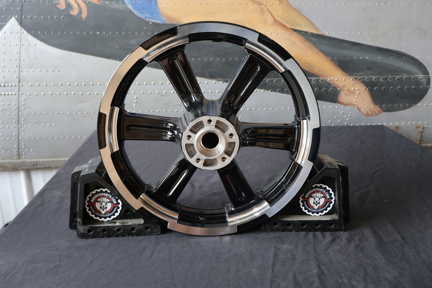 43300587 NEW OEM 2018-2024 HARLEY-DAVIDSON FXFB/S FATBOB ANNIHILATOR FRONT WHEEL