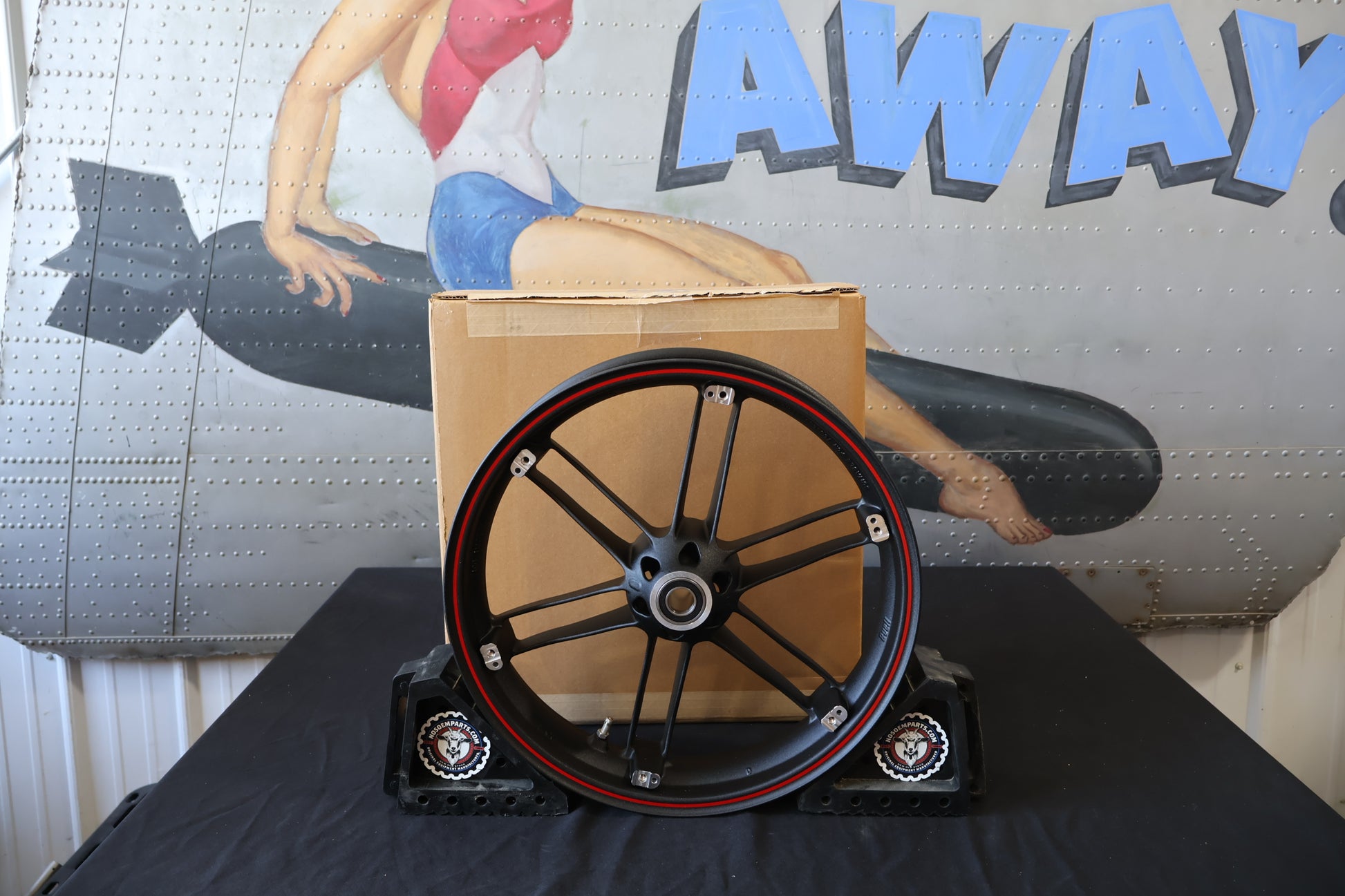G0110.02A8BYDC NEW OEM 2003-2010 BUELL XB1125R/CR FRONT WHEEL PIRANHA BLACK