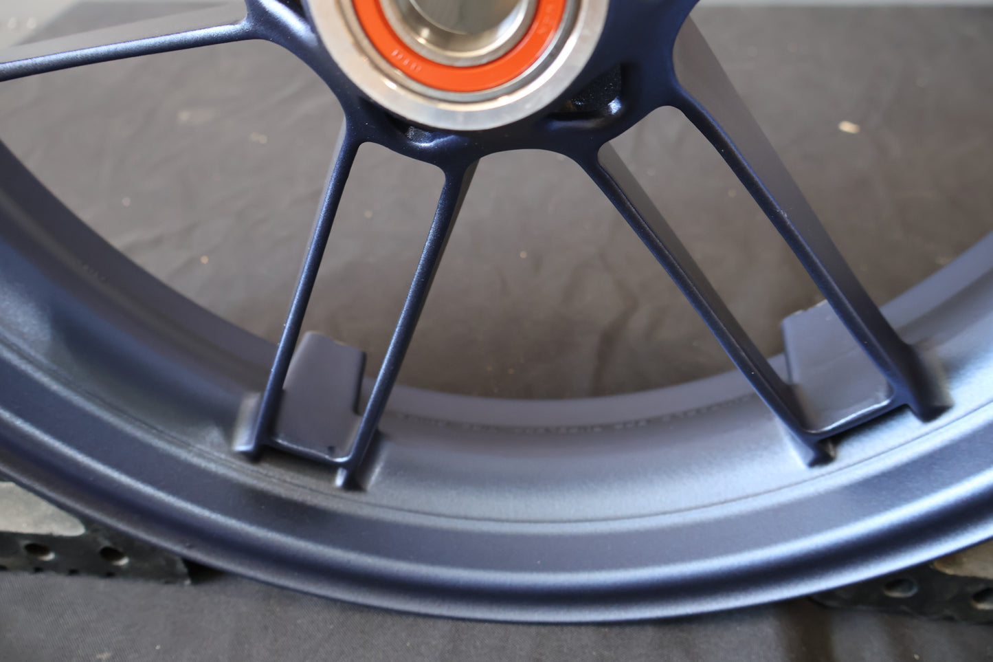 G0110.02A8AYCR NEW OEM 2003-2010 BUELL XB1125R/CR FRONT WHEEL DIAMOND BLUE