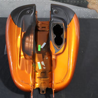 61000620ELF NEW OEM 2019 HARLEY-DAVIDSON FLSB SPORT GLIDE FUEL TANK SCORCHED ORA