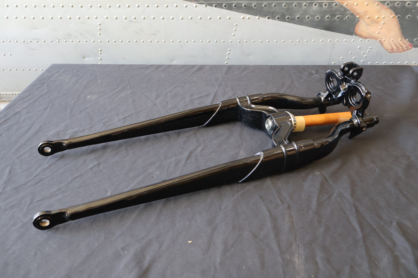 46173-05 NEW OEM 2005-2011 HARLEY-DAVIDSON FLSTSC FLSTSB SPRINGER RIGID FORK LEG