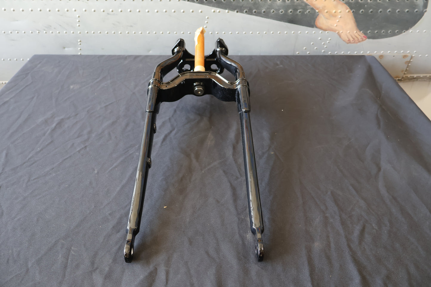 46173-05 NEW OEM 2005-2011 HARLEY-DAVIDSON FLSTSC FLSTSB SPRINGER RIGID FORK LEG