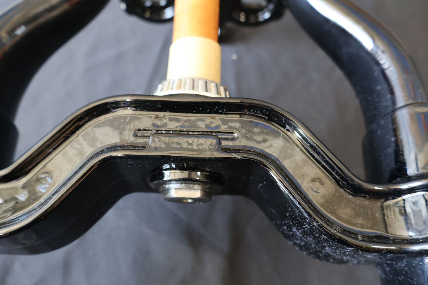 46173-05 NEW OEM 2005-2011 HARLEY-DAVIDSON FLSTSC FLSTSB SPRINGER RIGID FORK LEG
