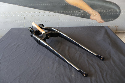 46173-05 NEW OEM 2005-2011 HARLEY-DAVIDSON FLSTSC FLSTSB SPRINGER RIGID FORK LEG