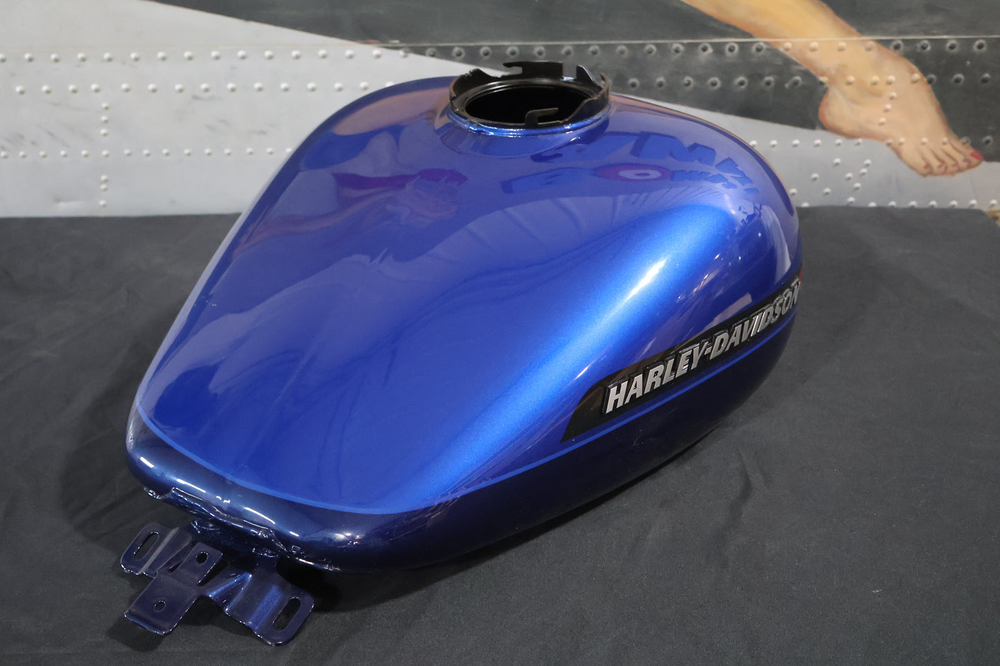 61000632EME NEW OEM 2020 HARLEY-DAVIDSON TOURING FLHTKSE FUEL TANK MIDNIGHT