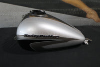
              61000296EDL NEW OEM 2017 HARLEY-DAVIDSON FLHTKSE CVO LIMITED FUEL TANK
            