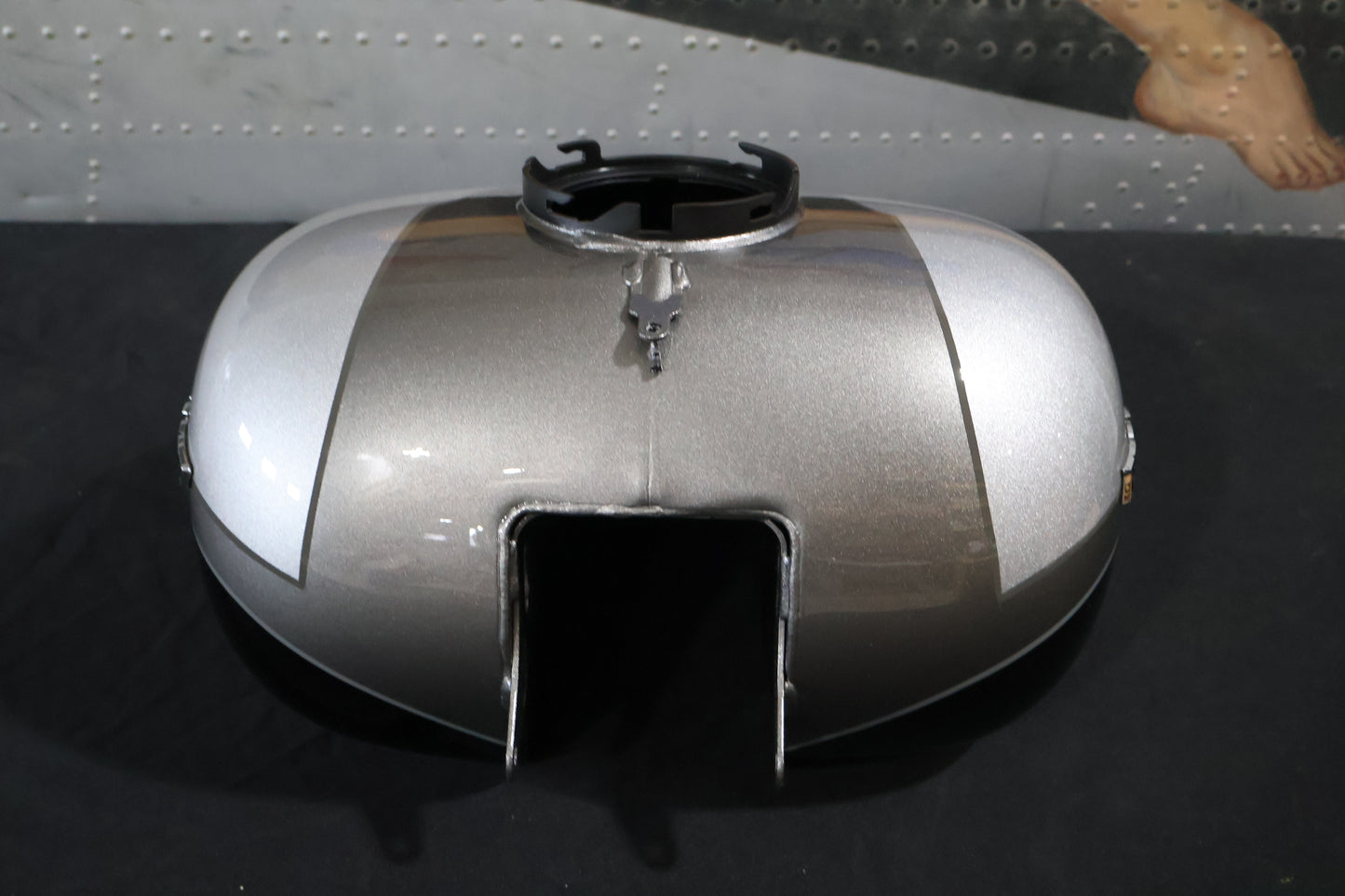 61000296EDL NEW OEM 2017 HARLEY-DAVIDSON FLHTKSE CVO LIMITED FUEL TANK