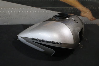 61000296EDL NEW OEM 2017 HARLEY-DAVIDSON FLHTKSE CVO LIMITED FUEL TANK