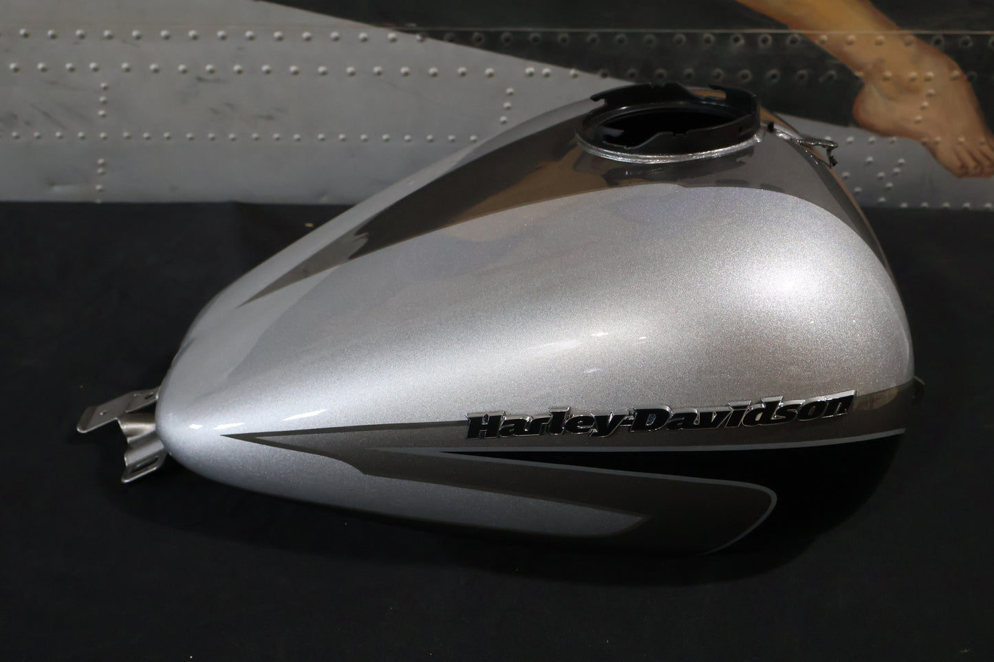 61000296EDL NEW OEM 2017 HARLEY-DAVIDSON FLHTKSE CVO LIMITED FUEL TANK