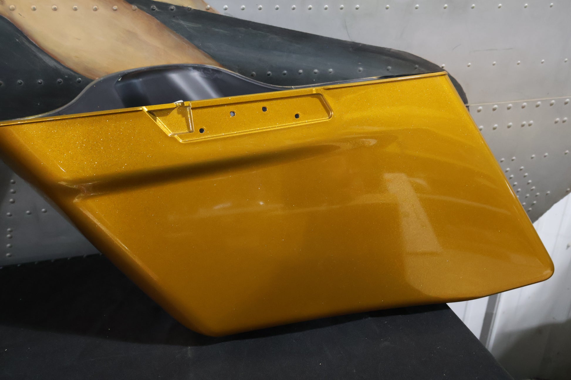 90201078DWG NEW OEM 2014-2023 HARLEY-DAVIDSON TOURING SADDLEBAG KIT GOLD FLAKE