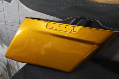 90201078DWG NEW OEM 2014-2023 HARLEY-DAVIDSON TOURING SADDLEBAG KIT GOLD FLAKE