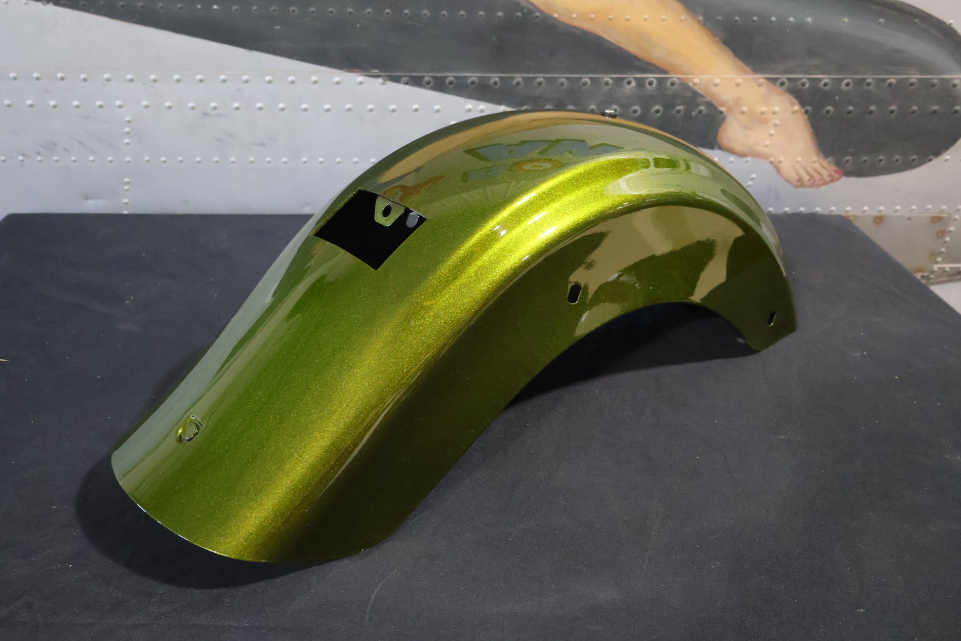 59500369EDC NEW OEM 2017 HARLEY-DAVIDSON FLHTKSE  CVO REAR FENDER OLIVE SPIKED