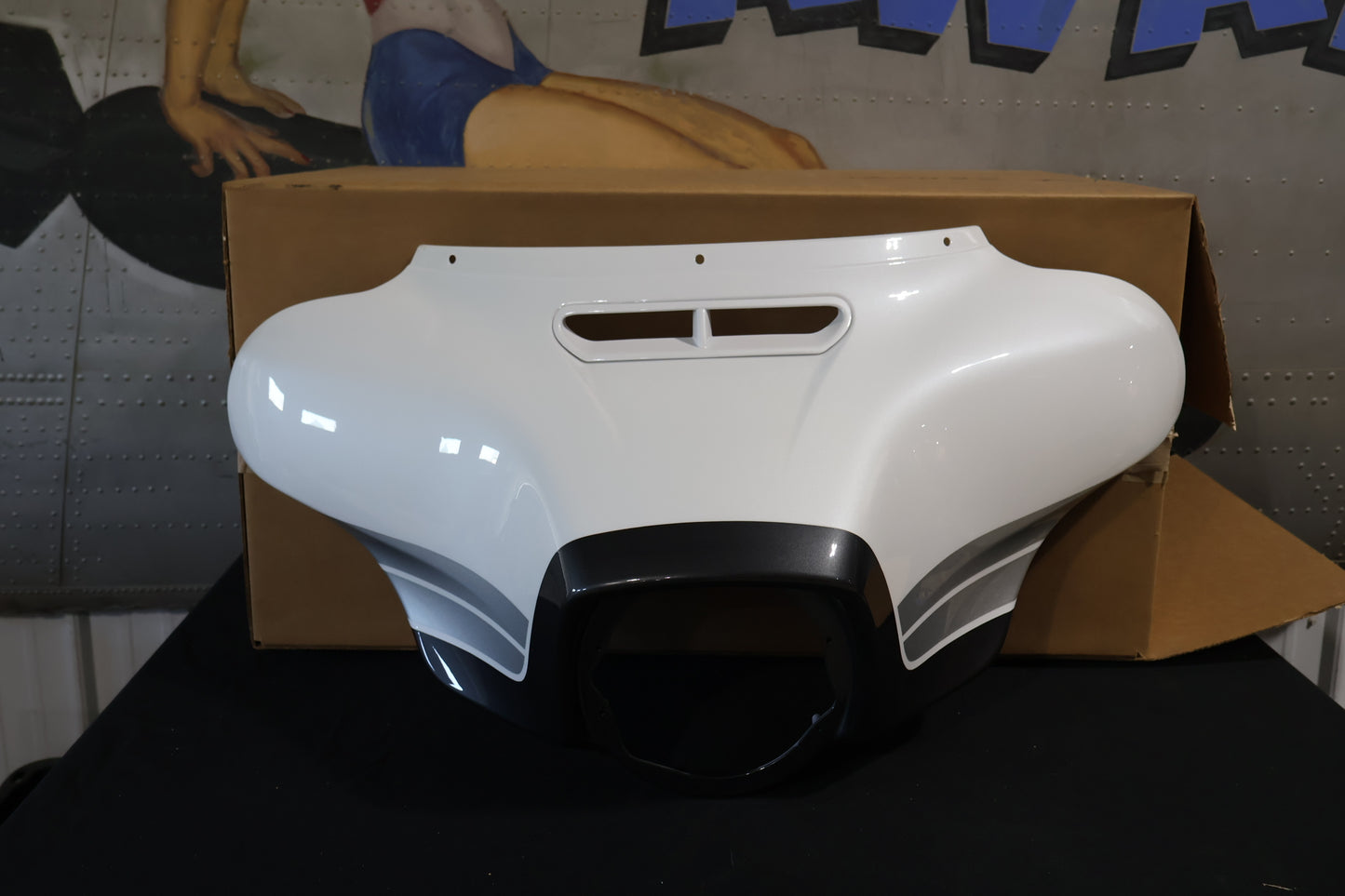 57000562EMN NEW OEM 2020 HARLEY-DAVIDSON FLHTCUTGSE CVO OUTER FAIRING
