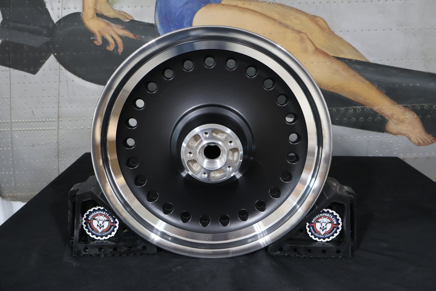 43300171 NEW OEM 2008-2017 HARLEY-DAVIDSON FLSTF SOFTAIL FATBOY FRONT WHEEL