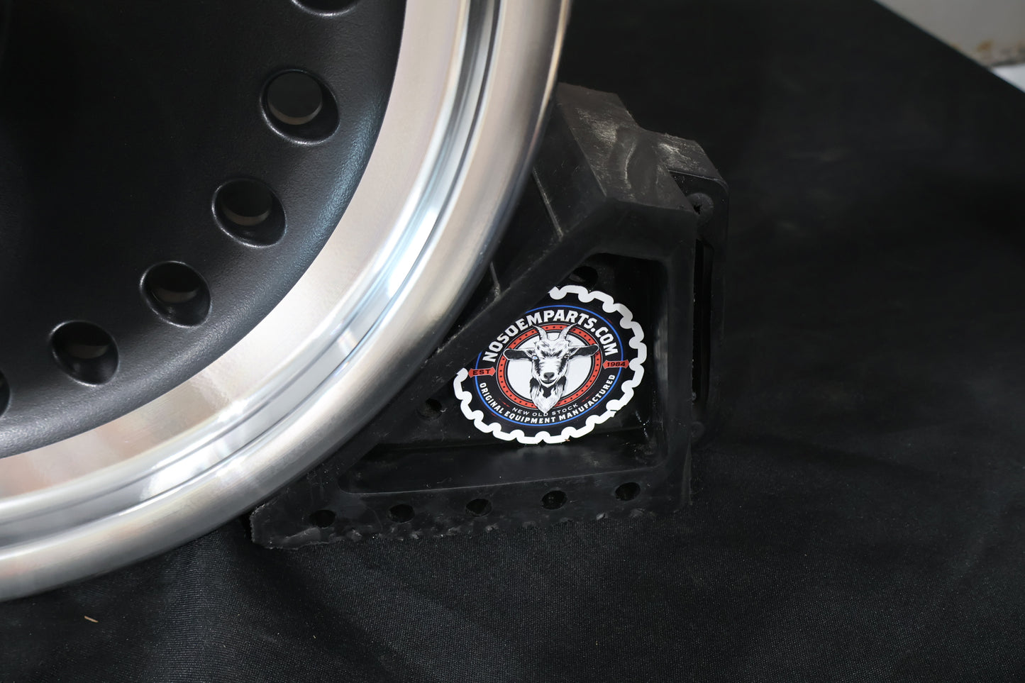 43300171 NEW OEM 2008-2017 HARLEY-DAVIDSON FLSTF SOFTAIL FATBOY FRONT WHEEL