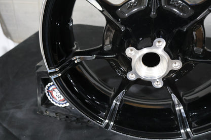 40900458 NEW OEM 2009-2025 HARLEY-DAVIDSON TOURING SLICER REAR WHEEL 7-SPOKE