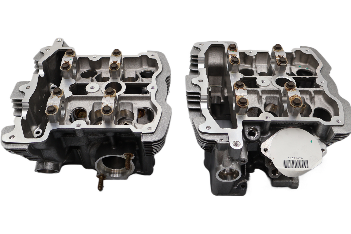17242-09KA 17246-09KA NEW OEM 2009-2017 HARLEY-DAVIDSON VRSC VROD CYLINDER HEADS