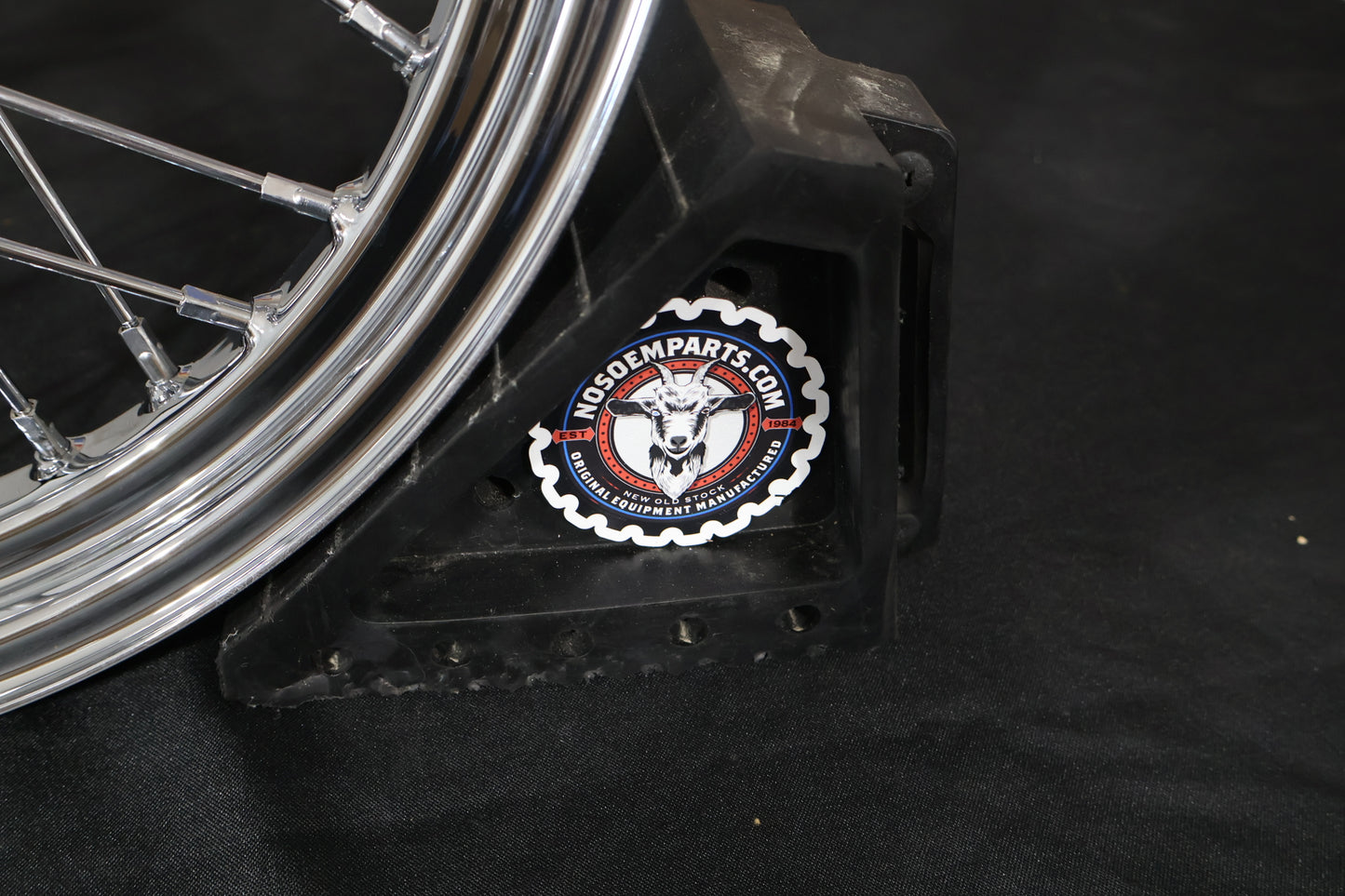 43105-05A NEW OEM 2000-2007 HARLEY-DAVIDSON SPORTSTER & DYNA FRONT WHEEL SPOKE