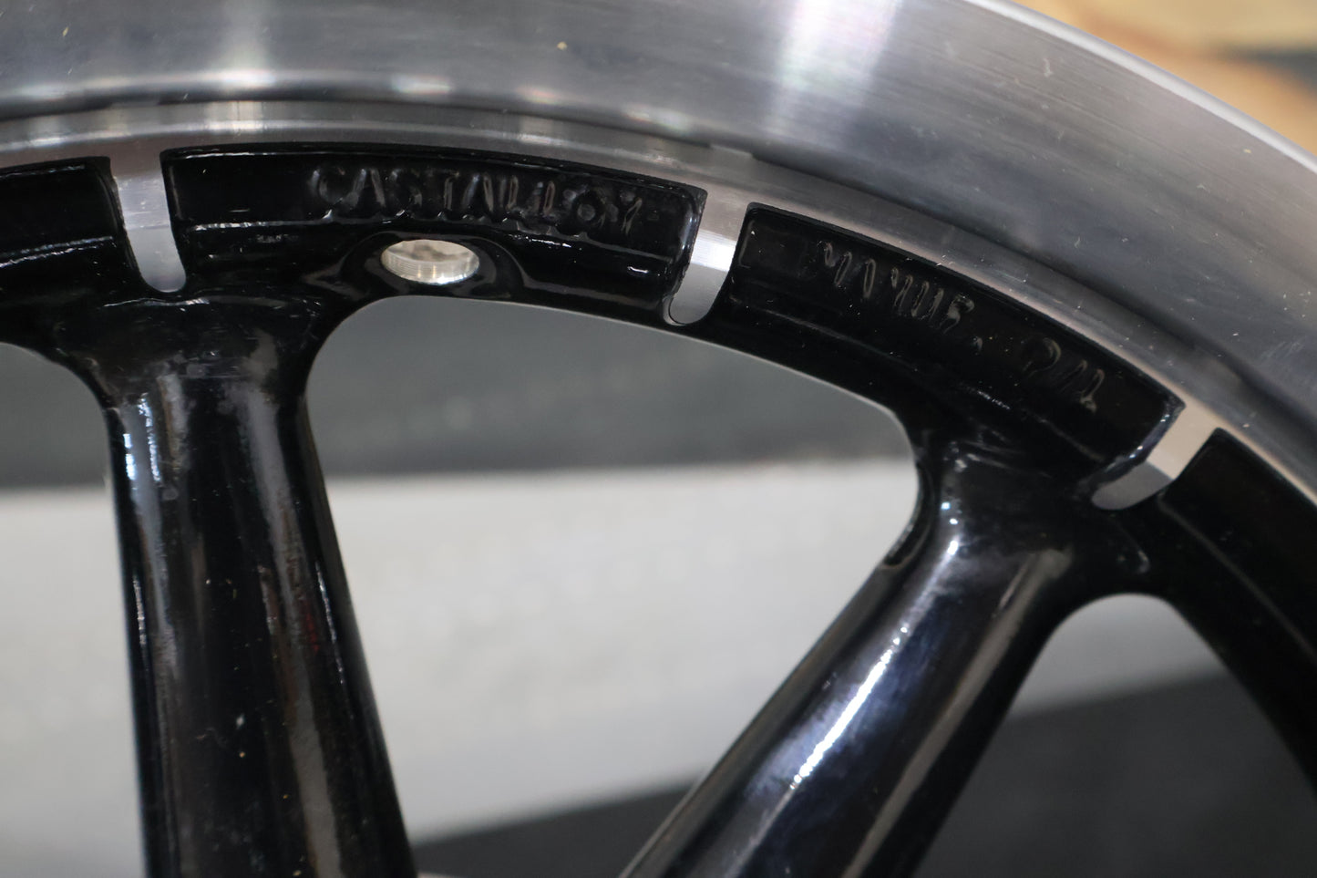 41227-08 NEW OEM 2008 HARLEY-DAVIDSON TLE RLE SIDECAR WHEEL