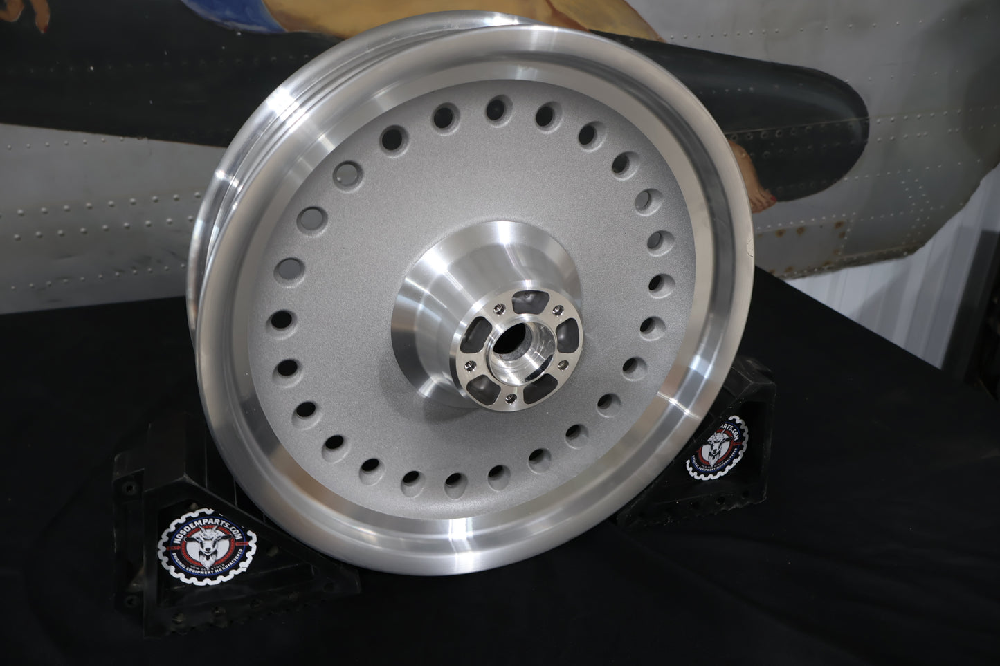 41038-07 NEW OEM 2007 HARLEY-DAVIDSON FLSTF SOFTAIL FATBOY FRONT WHEEL
