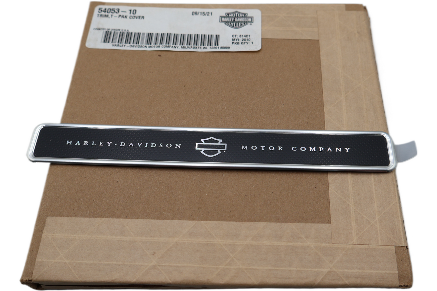 54053-10 NEW OEM 1998-2013 HARLEY-DAVIDSON TOURING CVO TOUR PACK LID INSER TRIM