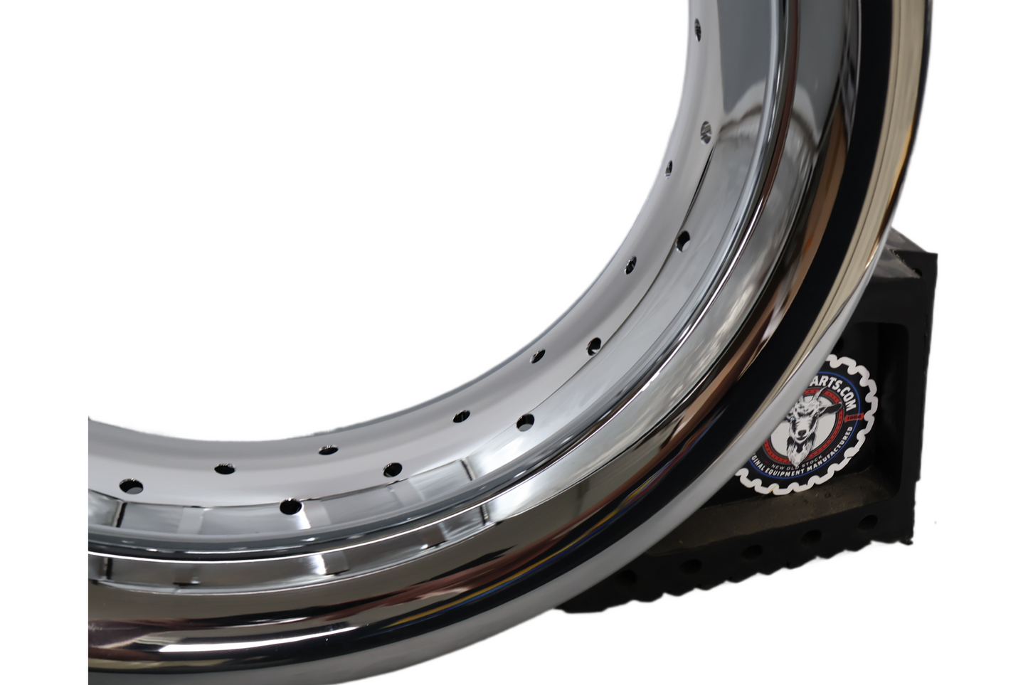 43664-11 NEW OEM 2009-2025 HARLEY-DAVIDSON TOURING REAR WHEEL SMOOTH CHROME