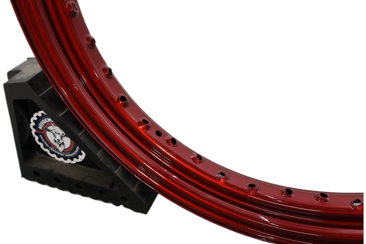 42000006 NEW OEM 2013-2016 HARLEY-DAVIDSON FXDB DYNA STREET BOB RED FRONT WHEEL