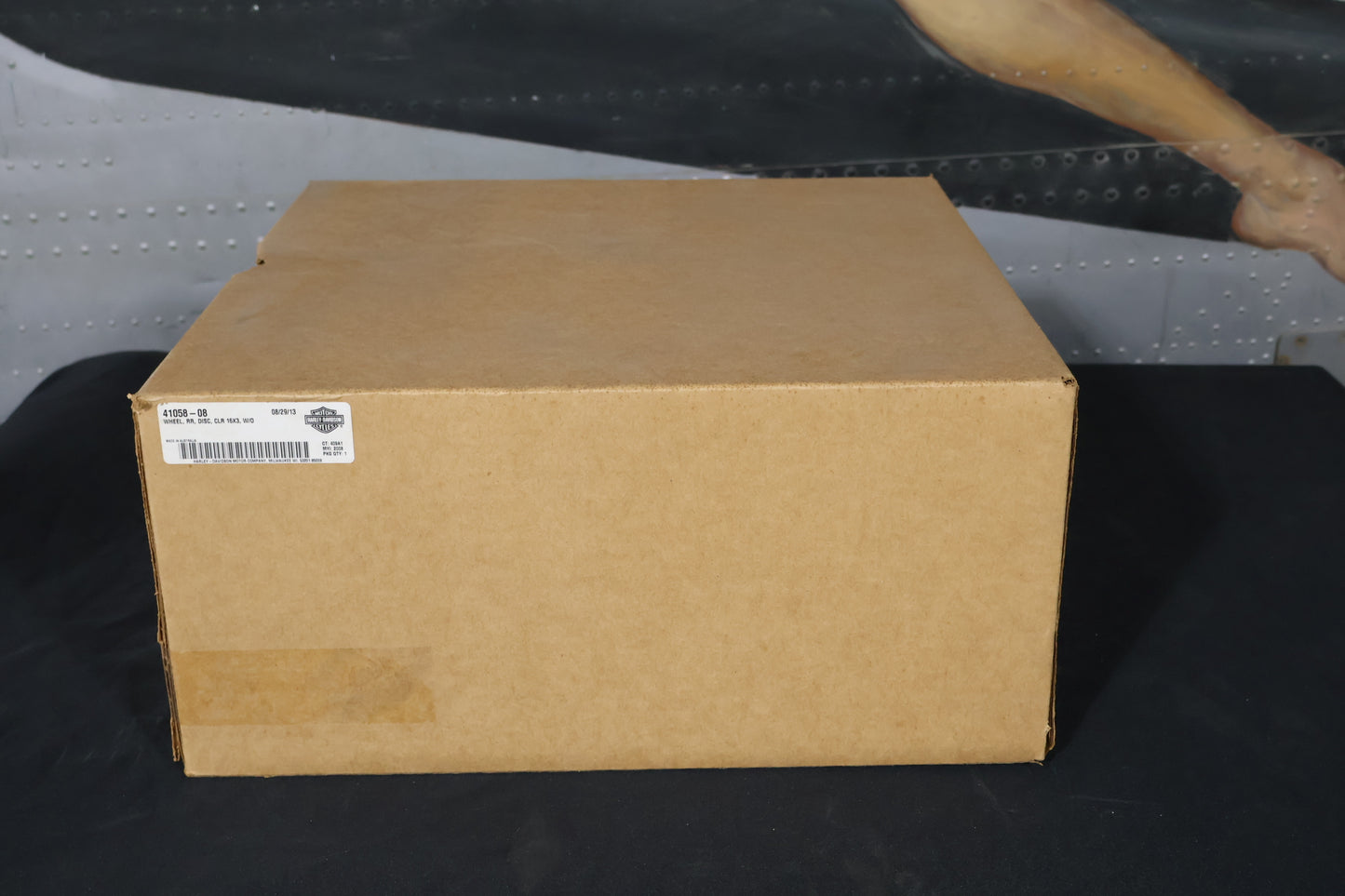 41058-08 NEW OEM 2008 HARLEY-DAVIDSON SPORTSTER XL REAR WHEEL CAST