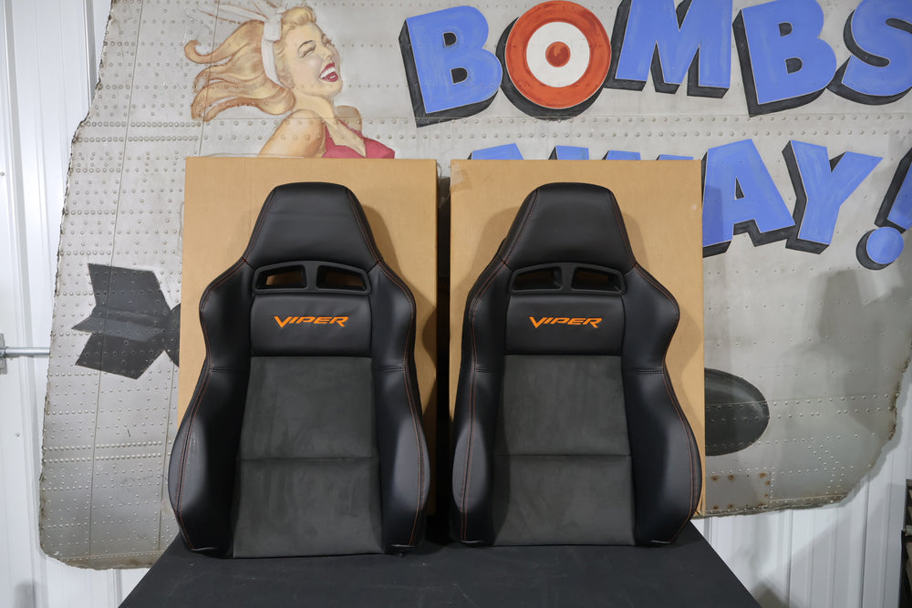 XD051V5AA NEW OEM 2005 DODGE VIPER SRT-10 COPPERHEAD SEATBACKS PAIR DRIVER/PASS