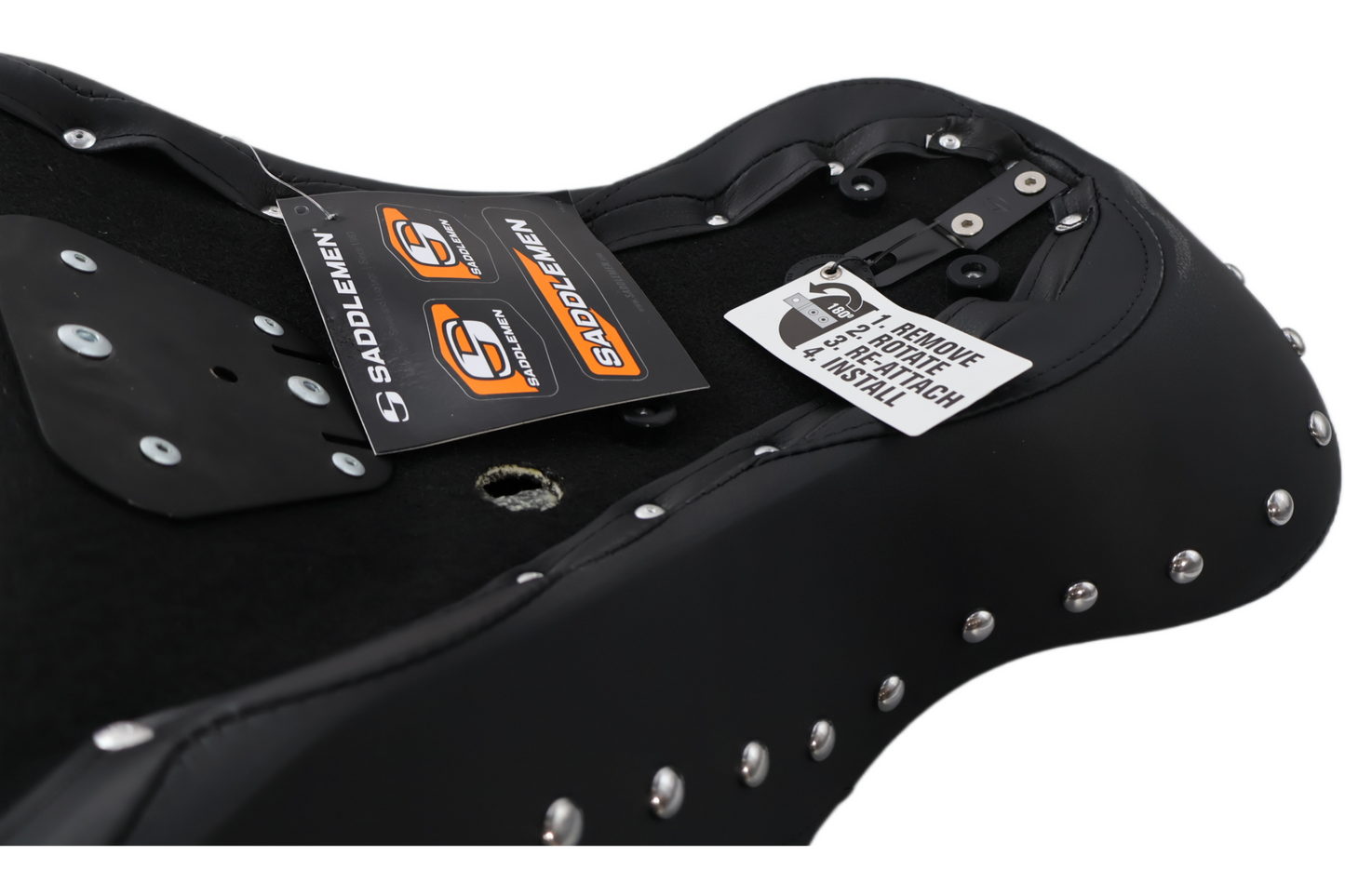 818-31-040 NEW SADDLEMEN BREAKOUT EXPLORER SEAT FITS 2018-2022 HARLEY FXBR BREAK