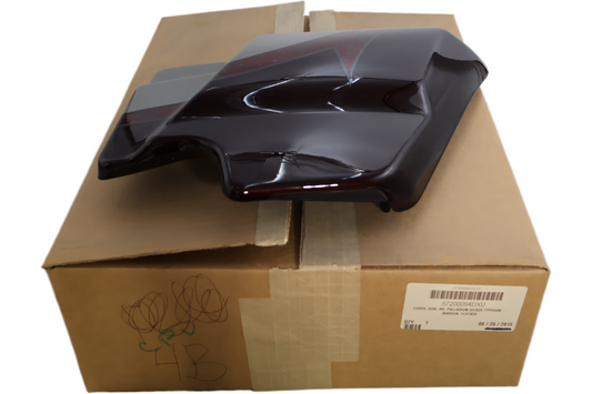 57200094DXU NEW OEM 2015 HARLEY-DAVIDSON FLHTKSE CVO LIMITED RIGHT SIDE COVER