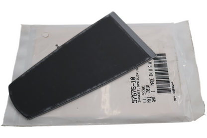 57676-10 NEW OEM 2010 HARLEY-DAVIDSON FXDFSE2 CVO FATBOB SPOILER INSERT