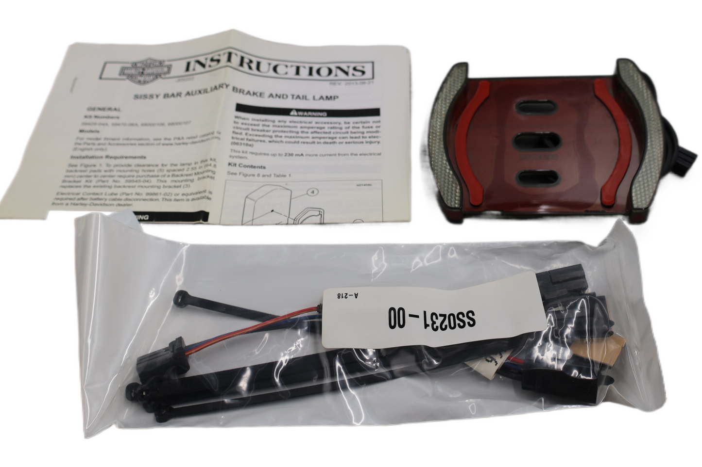 68000106 NEW OEM 2014-2018 HARLEY-DAVIDSON SPORTSTER XL SISSY BAR BRAKE LIGHT